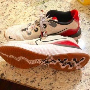 Men's Nike Renew Running Shoe